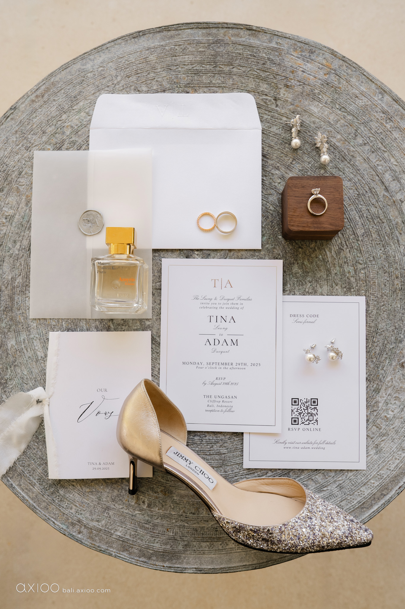 Axioo: A Universe of Love